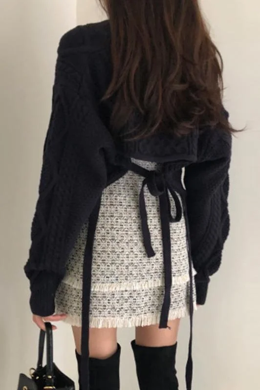 Модный трикотажный свитер в стиле ретро с ремешком на спине | Женская одежда