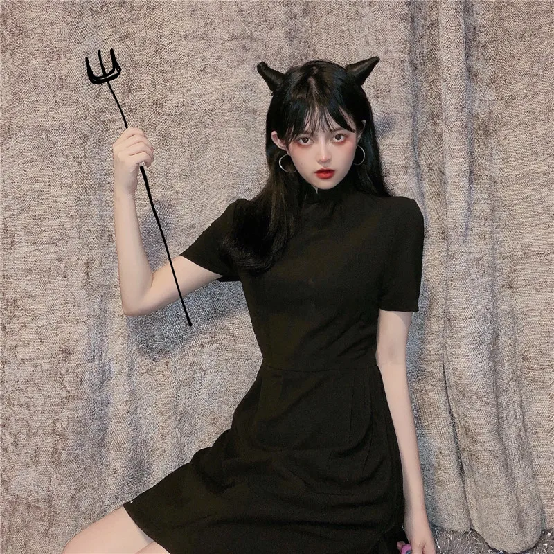 Японское винтажное готическое платье в стиле Харадзюку черное приталенное