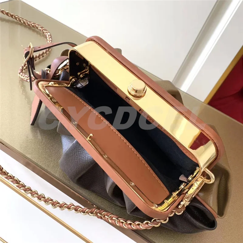 

Top Quality Luxury Design Spring And Summer Catwalk New Ladies Fashion B0URSlC0T EW Bag Women's Cloud Shoulder Bag Wallet Clutch