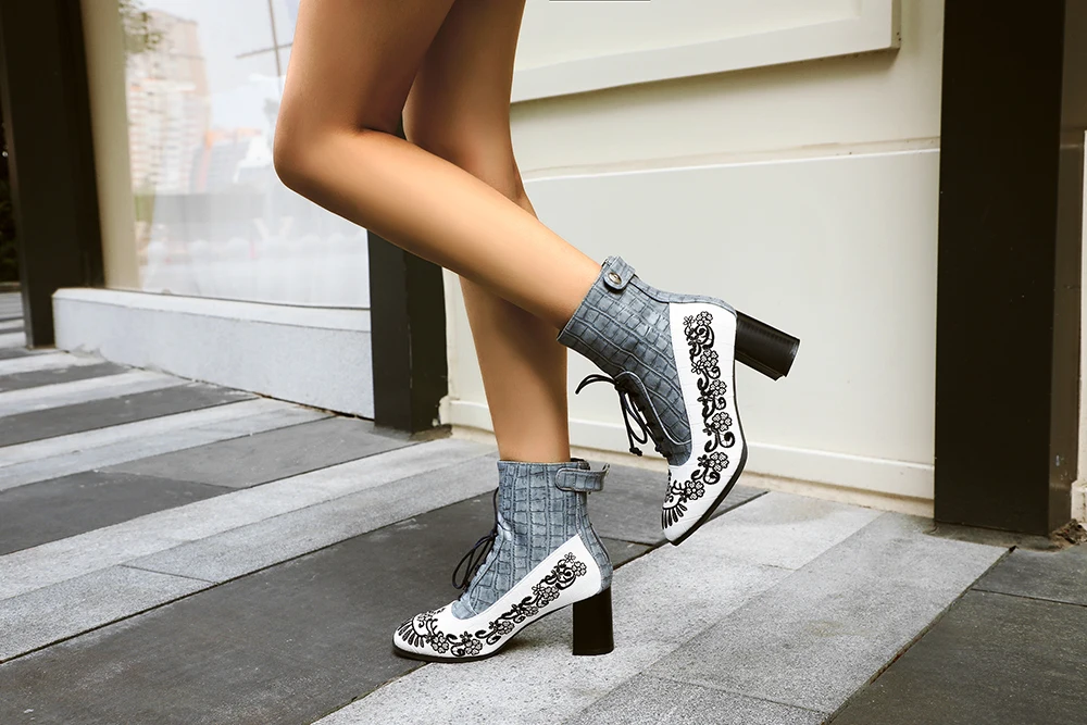 Retro Printed Booties Leather Women Ankle Boots Embroidery High Heels Casual Woman Shoe Zipper Vintage Female Footwear Boot 37