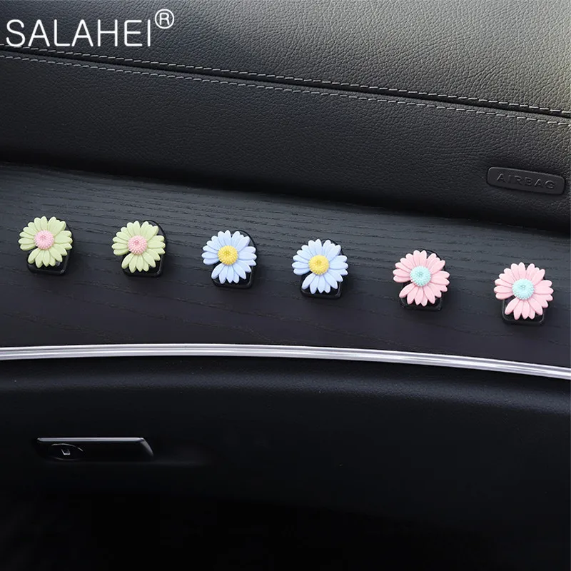 

Mini Multifunctional Cartoon Creative Car Hook Daisy Flower Headrest Seat Backrest Car Supplies Small Hook Automobile Decoration