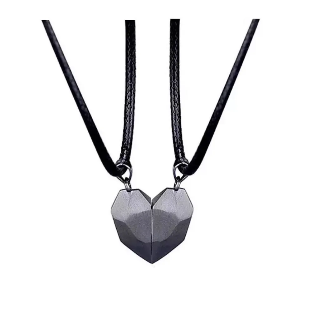 

2pcs/set Magnetic Clasps Couple Necklace Stainless Steel Lovers Heart Pendant Necklace For Women Men Valentine's Day present
