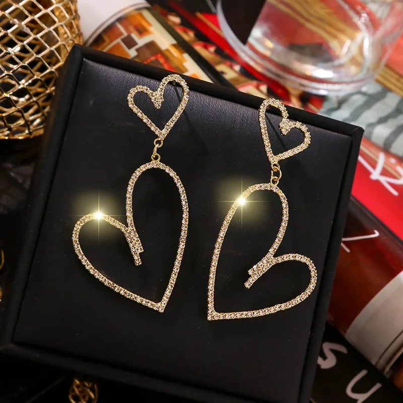 Серьги в форме сердца Корейском стиле с асимметричными