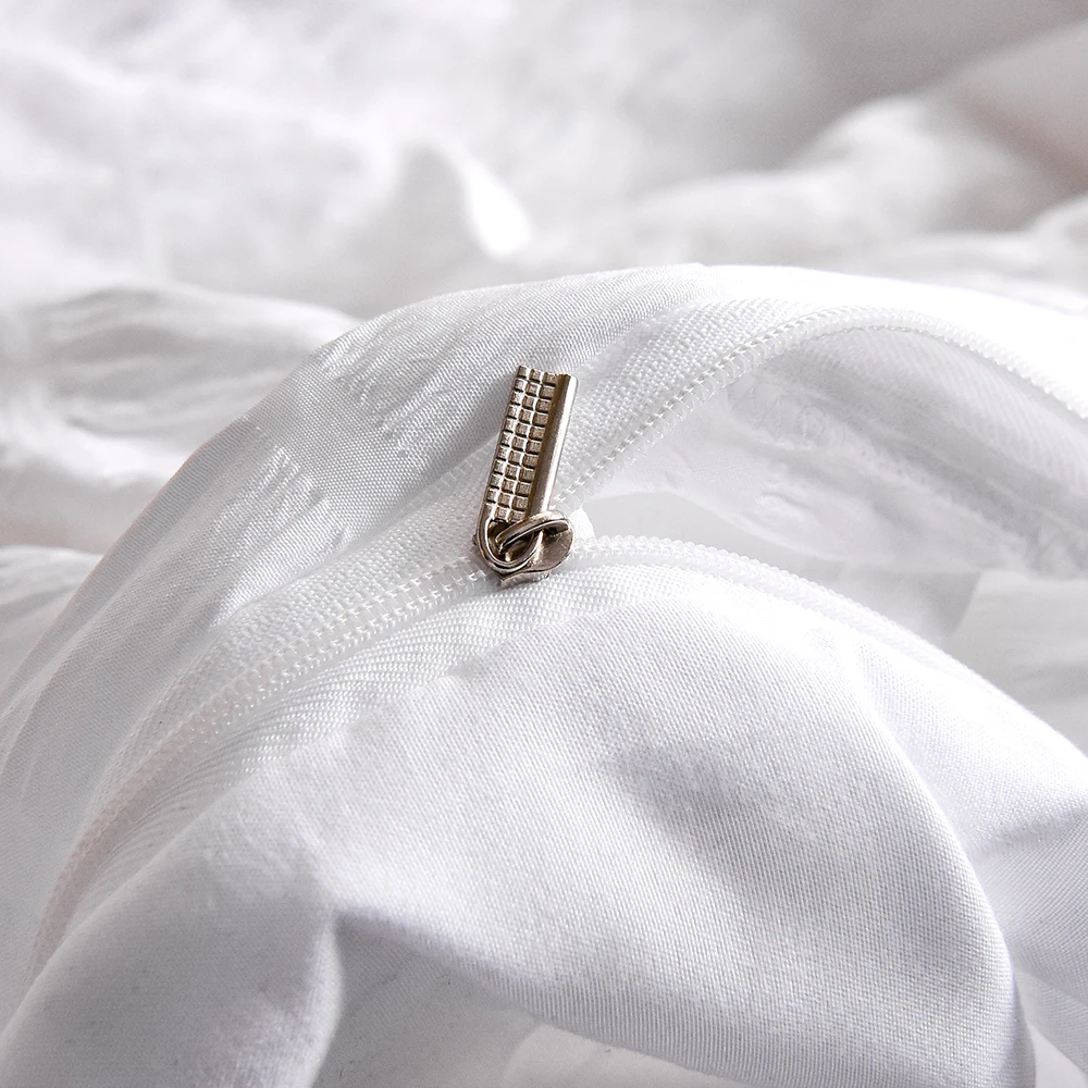 

Nordic Solid Bedding Set luxury Set Queen Bed Cover Linens Quilt /Duvet Cover Set for Homer Textile Pillowcases