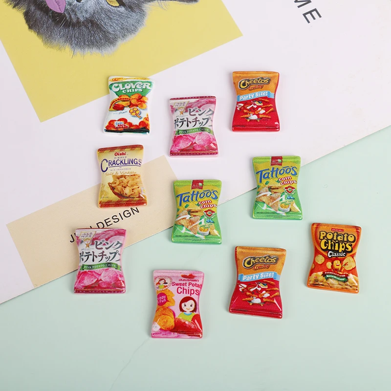 

10pcs Miniature Dollhouse Kitchen Food Mini Simullation Potato Chips Bottle Pretend Play Toys for Mini Doll Toy