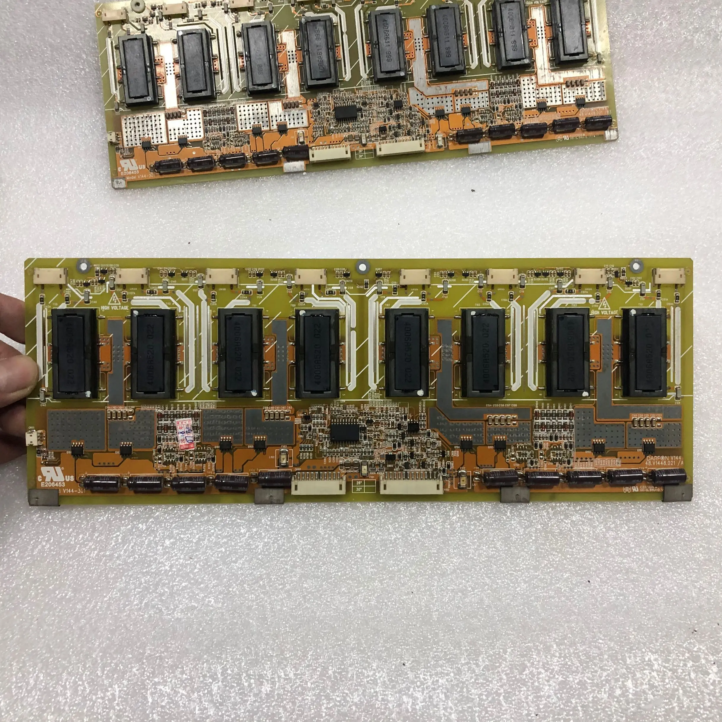 Бесплатная доставка, оригинал, товар 100% яркий, V1448.021 /A