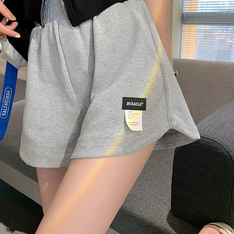 

Женские широкие шорты большого размера, Новинка лета 2021, свободные облегающие повседневные популярные брюки с высокой талией