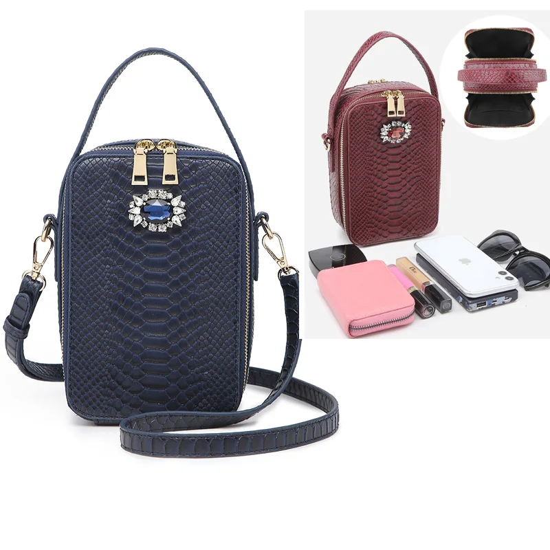 Модная женская сумочка с кристаллами в Бахрейне Кожаный клатч узором питона