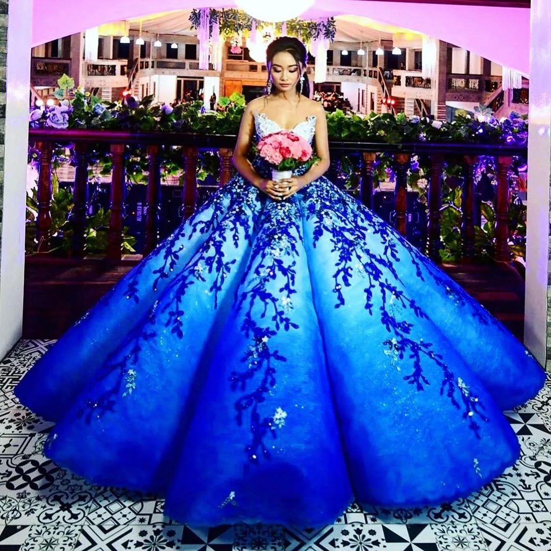 

Blue Elegant Exquisite Evening Dress Strapless V-Neck Floor Length Applique Ball Gown Ruffle Wedding Dress Custom Made Plus Size