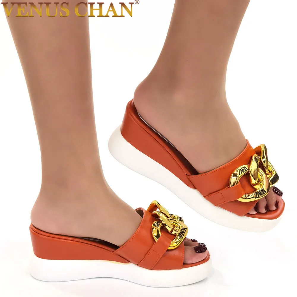 

2021 Women Slipper Sandals Heels Wedges Platform Leather Peep Toe Crystal Elegant Female Wedding Shoes Decorated with Rhinestone