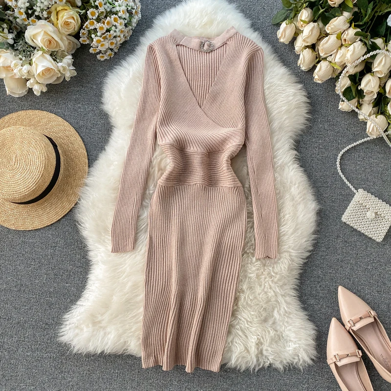 Женское трикотажное платье ALPHALMODA блестящее вязаное с V-образным вырезом