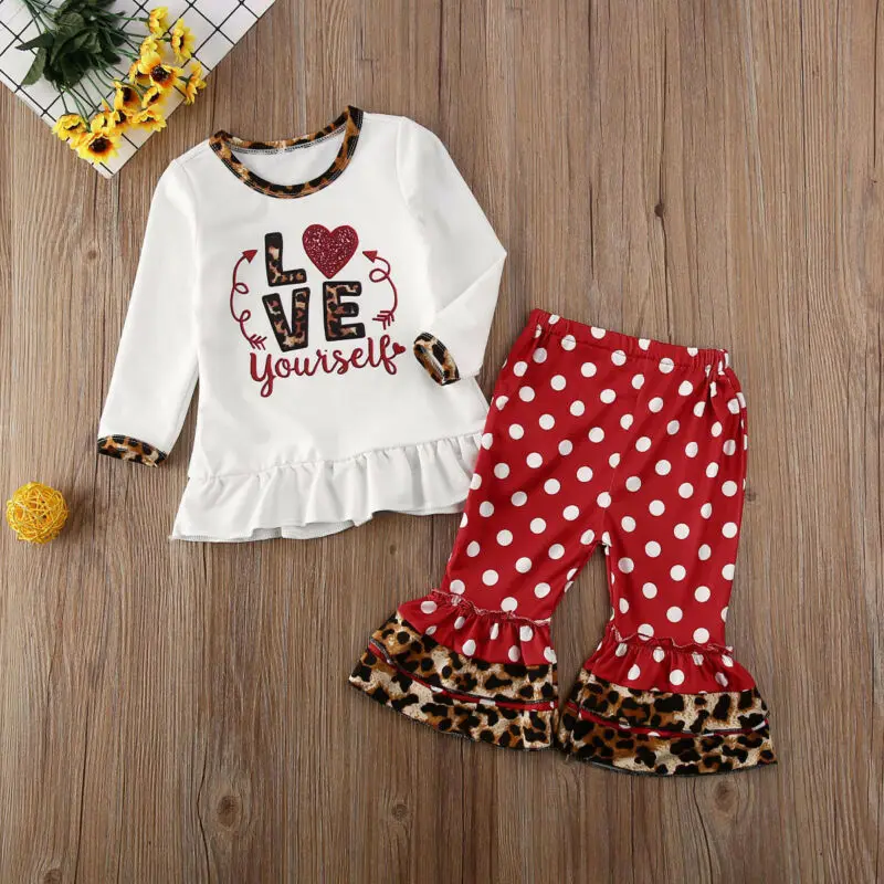 Симпатичные детские брюки-клеш в виде сердечек | Мать и ребенок