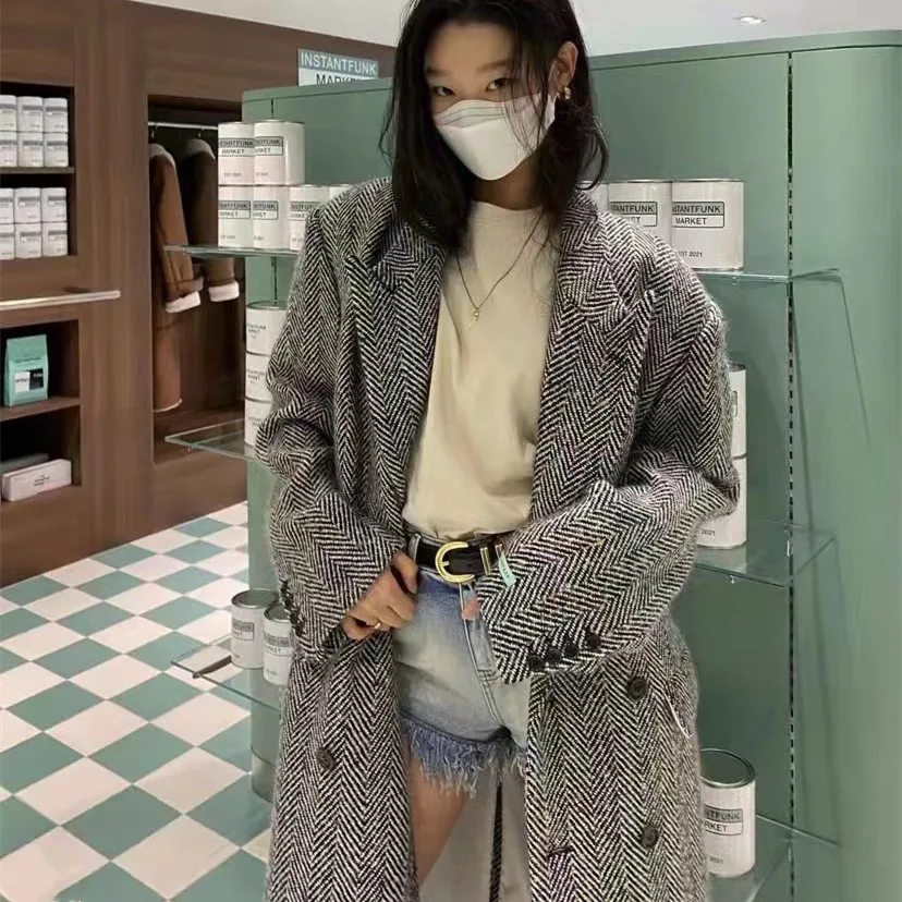 

2021 Autumn and Winter New Lapel Double-breasted Woolen Plaid All-match Female Jacket Coat