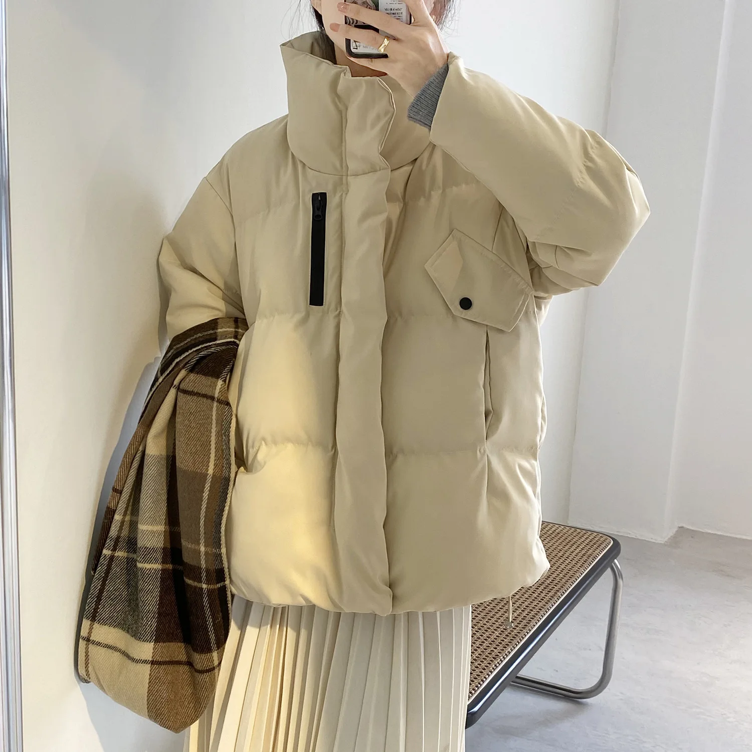 

Женские утепленные парки в Корейском стиле, зимняя теплая уличная одежда 2020, Женские однотонные пальто с высоким воротником и карманами на ...