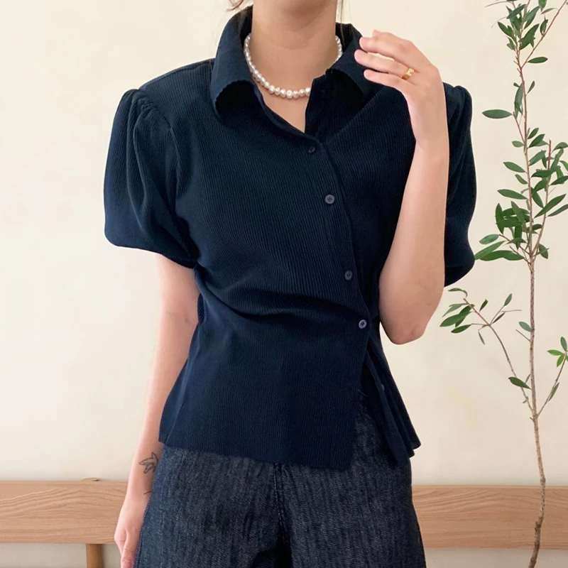 

Summer Niche Basic Style Lapel Beveled Irregular Button Pit Strip Puff Sleeve Shirt Top Women