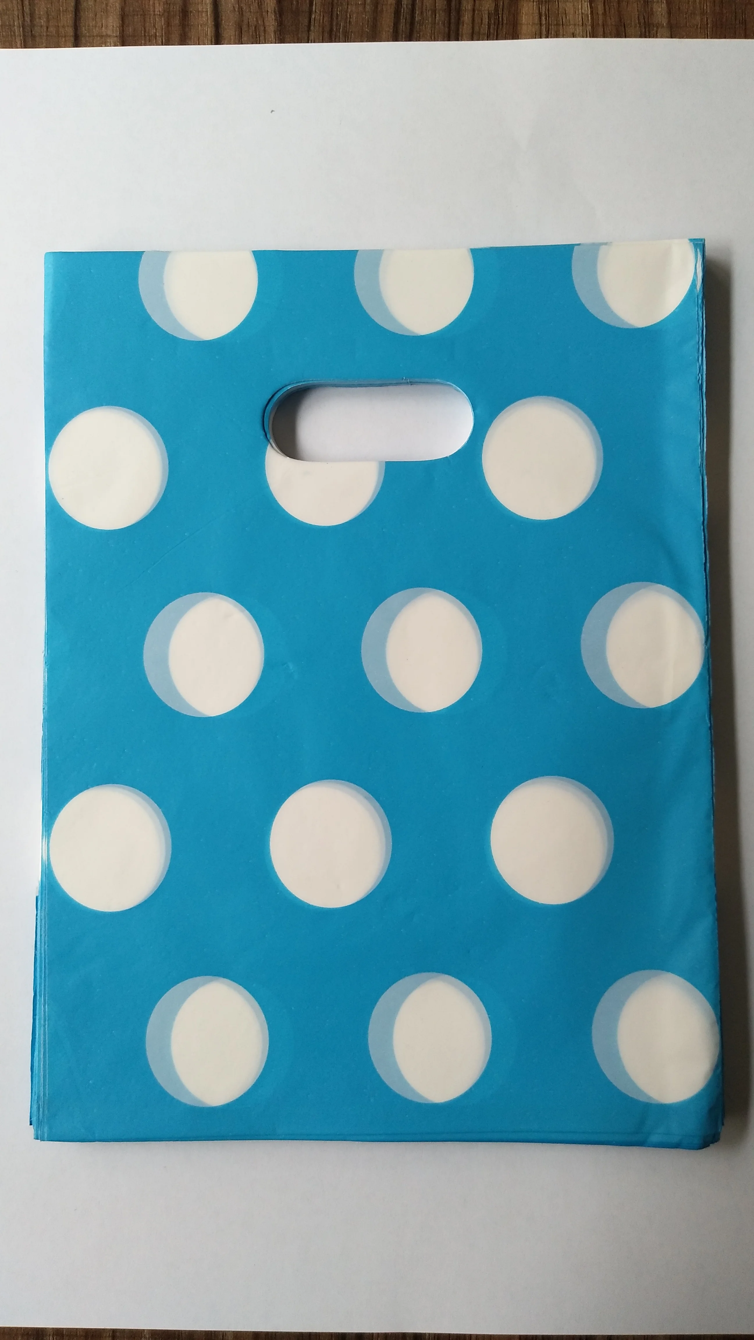 

100pcs/lot 15x20cm Blue White Dot Printed Packaging Bags Plastic Gifts Candy Jewelry Storage Pouch With Handle for Wedding Party