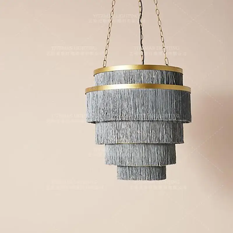 Розовая люстра золотой с бахромой подвесное освещение в комнате принцессы для