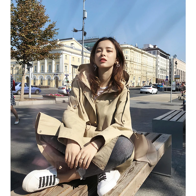 Mishow Женский плащ MX18C7322