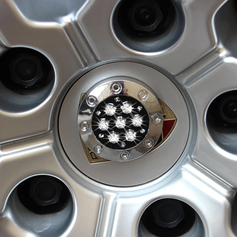 Декоративная крышка для ступицы автомобиля 4 оснащенная буровой ступицей