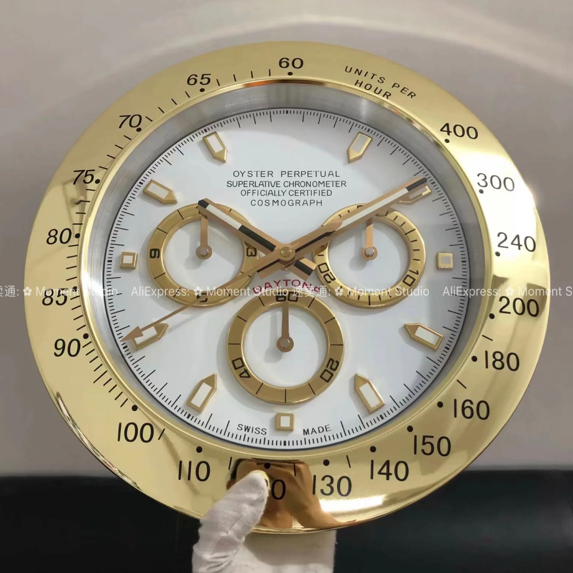 Роскошные дизайнерские настенные часы металлические большие дешевые GMT зеленые