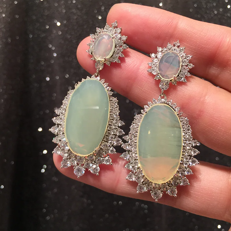 

Green tourmaline earrings women's luxurious atmosphere flash S925 silver needle exaggerated earrings