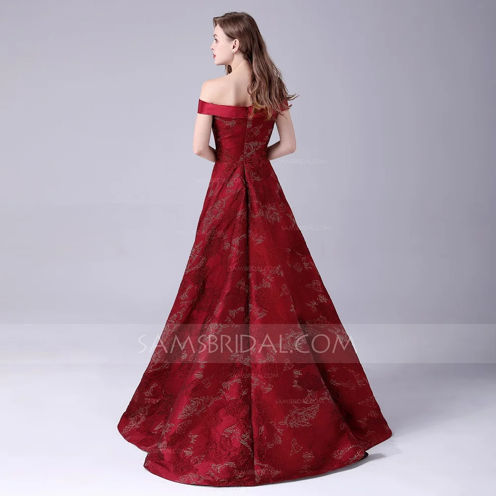 Ball Gown Off-the-shoulder Floor-length Polyester Evening Dress with Embroidery Pattern |