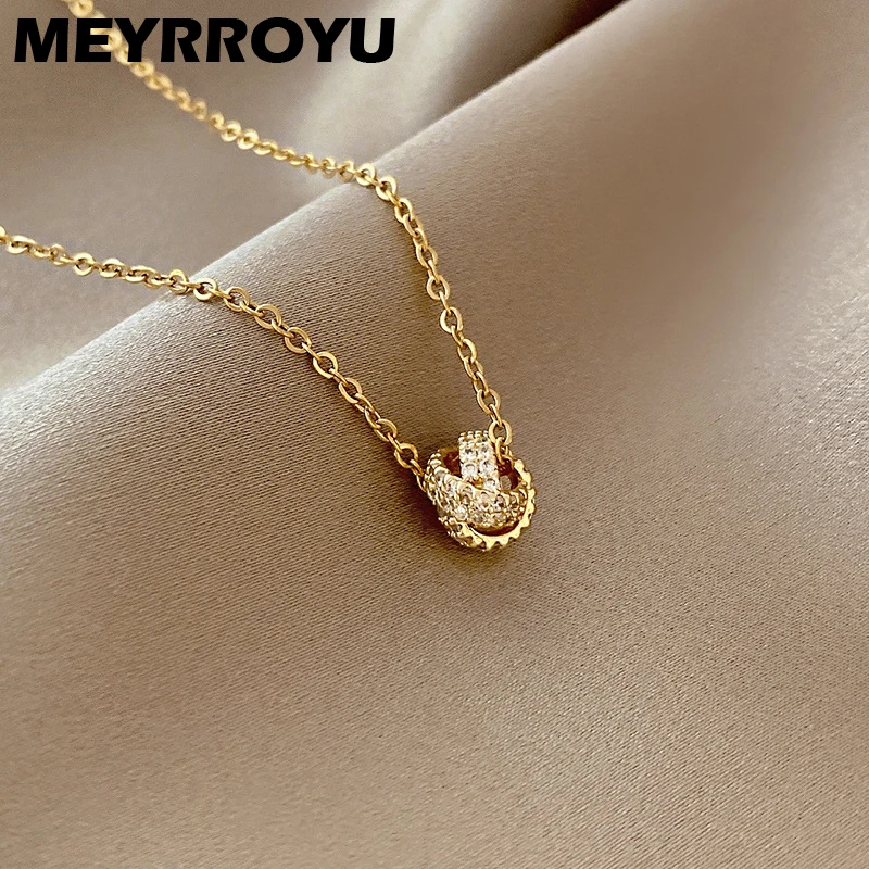 

MEYRROYU Stainless Steel Fashion Geometric Necklace For Women Personality Trend Pendant Temperament Clavicle Chain Jewelry Gift