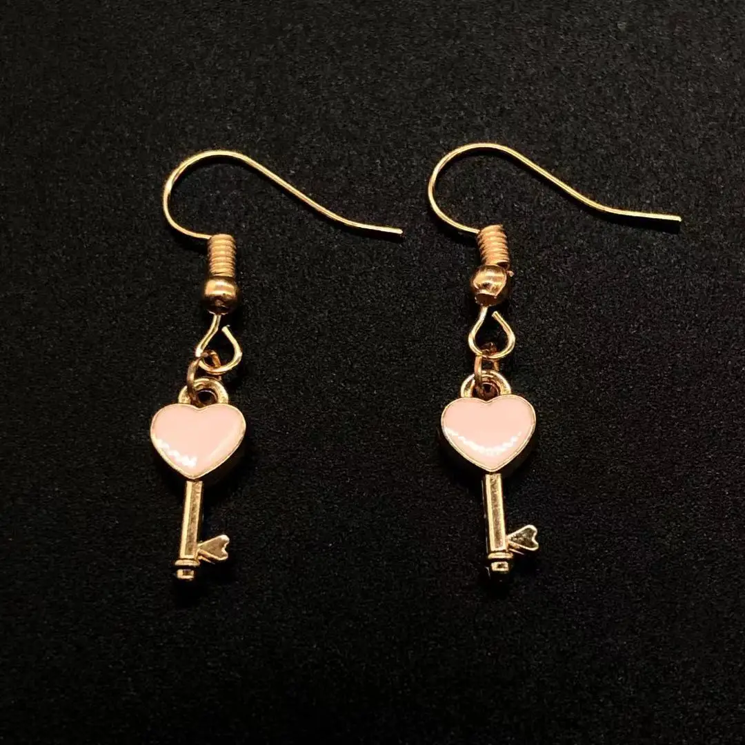 

2020 new punk metal key drop earrings geometric round earrings women's women's party jewelry gifts