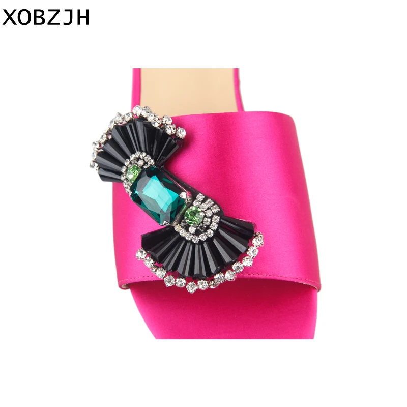 Женские босоножки на плоской подошве туфли из кожи пурпурного цвета со стразами