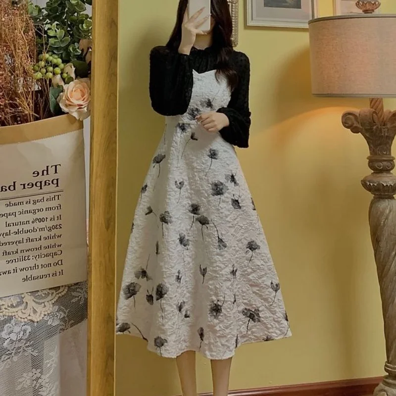 

Winter Fench Retro Two Piece Set Women Korean Style Elegant Party Midi Dress Suits Female Floral Print Strap Dress + Blouse 2021