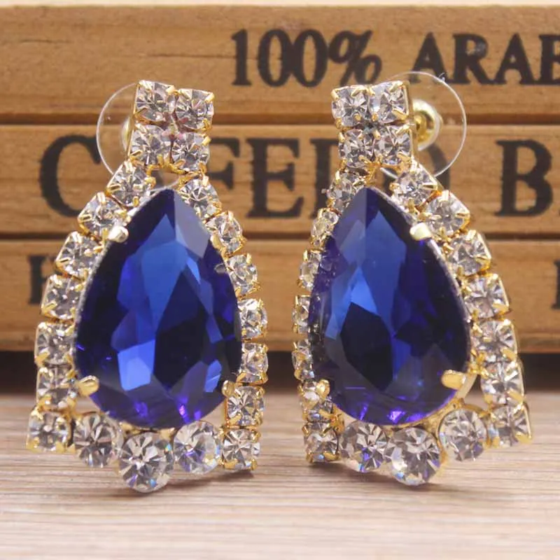 1 шт. темпераментные прозрачные серьги гвоздики со стразами с прозрачными