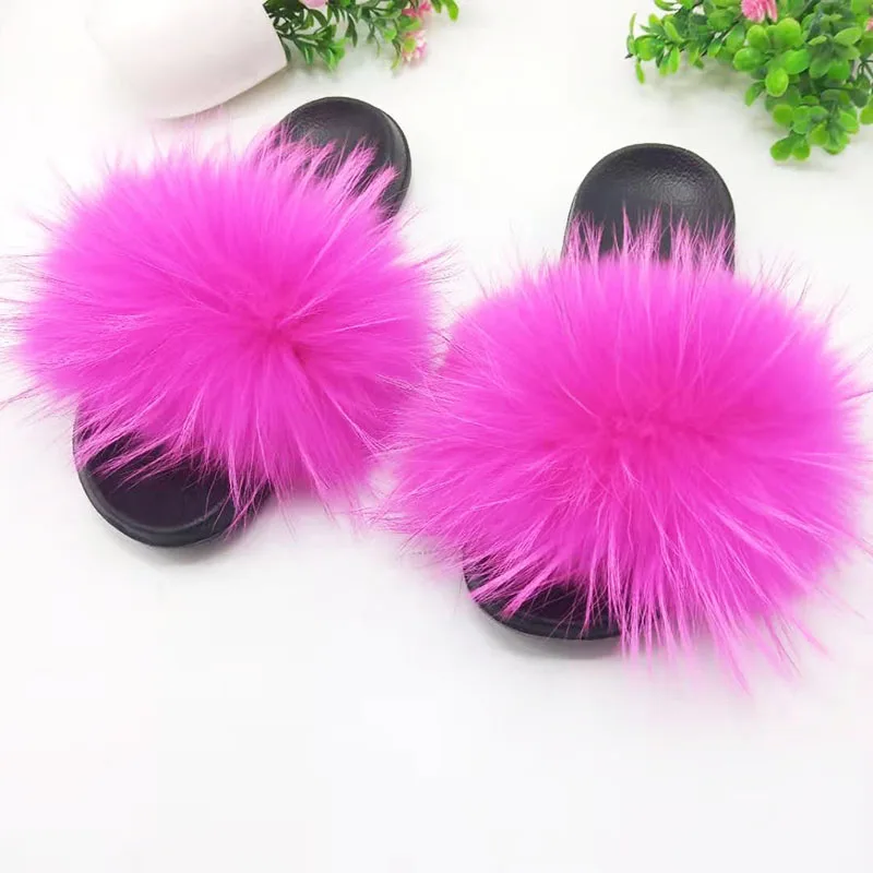 Шлепанцы женские с мехом енота летние плюшевые меховые сандалии для девочек