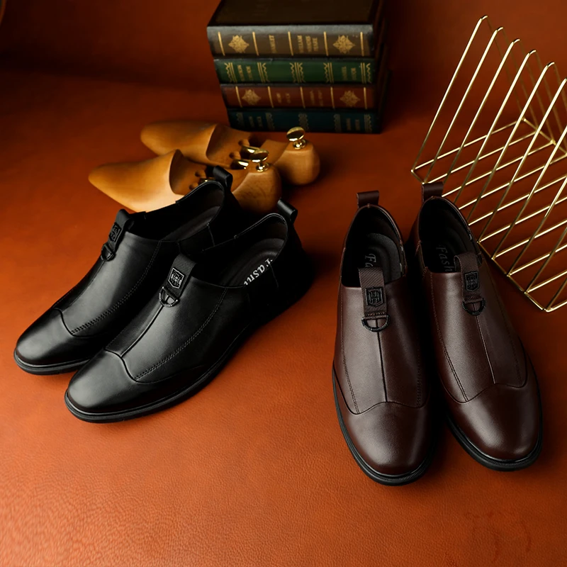 

Spring and autumn men's leather shoes leather top leather soft sole leisure trend foot drive leather shoes men