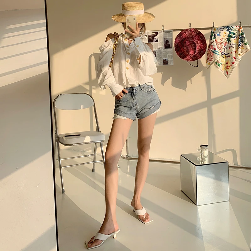 

Korejepo Women Shirt 2021 Summer Korean Chic Retro Off-shoulder V-neck Long Sleeve Solid White Top Shirt Female Single Breasted
