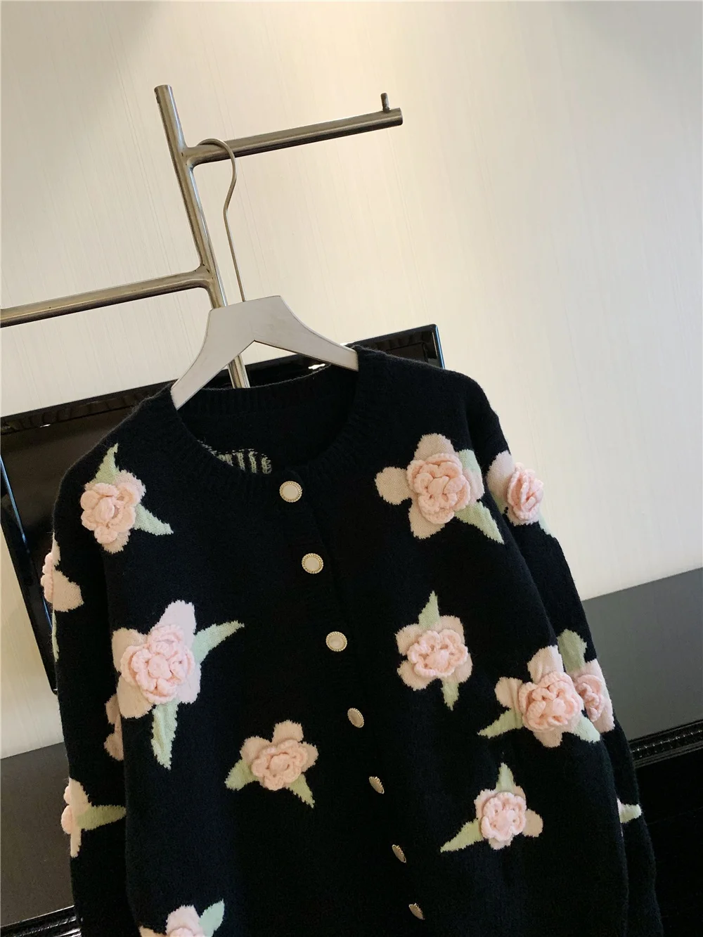 

Juice Snow 2020 Autumn New Three-Dimensional Pink Flowers Loose Heavy Crochet Sweater Cardigan Coat Women