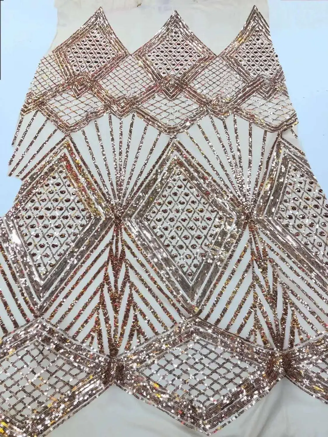 

New design Sequin embroidery French mesh lace fabric Soft African sequin lace fabric Design dress/evening dress party wedding