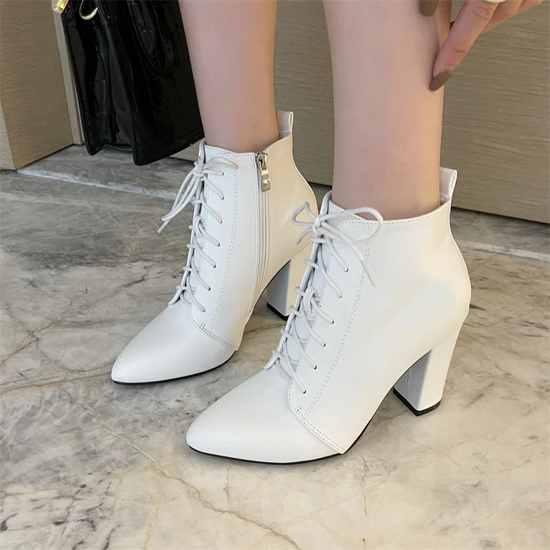 

Новинка 2021 года; Зимние женские ботильоны с леопардовым принтом; Модные полусапожки с острым носком и тонким ремешком на Высоком толстом ка...