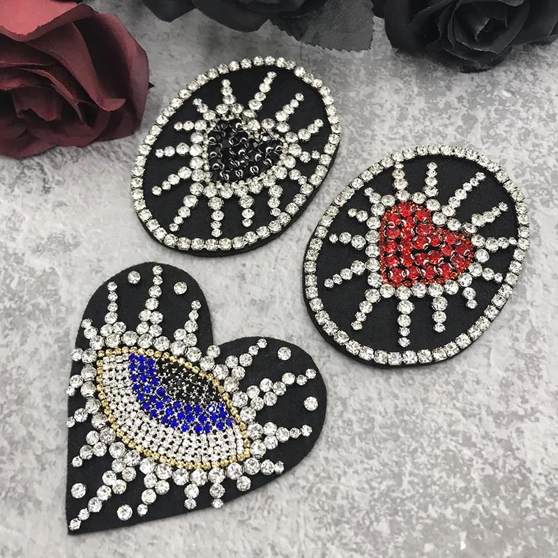 

Fashion Rhinestone Love Heart Eye Embroidery Patch For Clothing Cute Motif Sew on Patches DIY Badges Garment Decoration