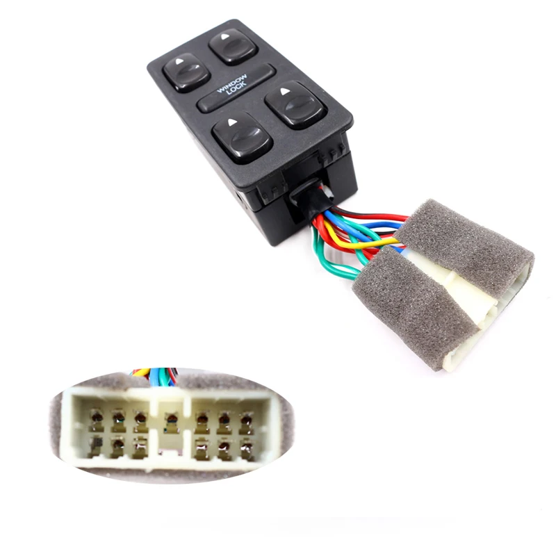 Передний левый со стороны водителя Электрический силовой главный переключатель