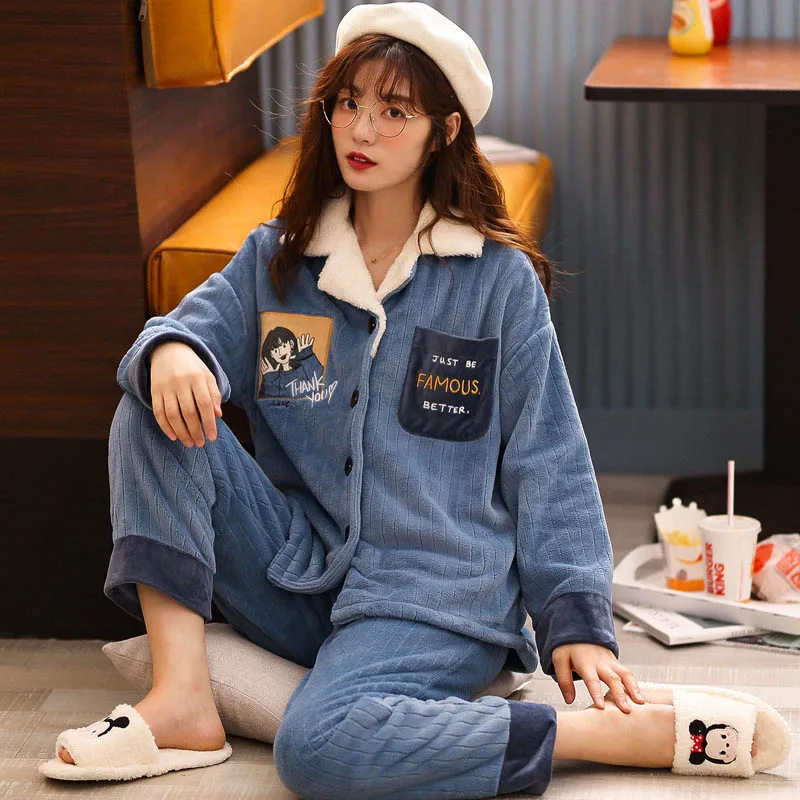 Женская пижама из кораллового флиса комплект 2 предметов утепленная Домашняя