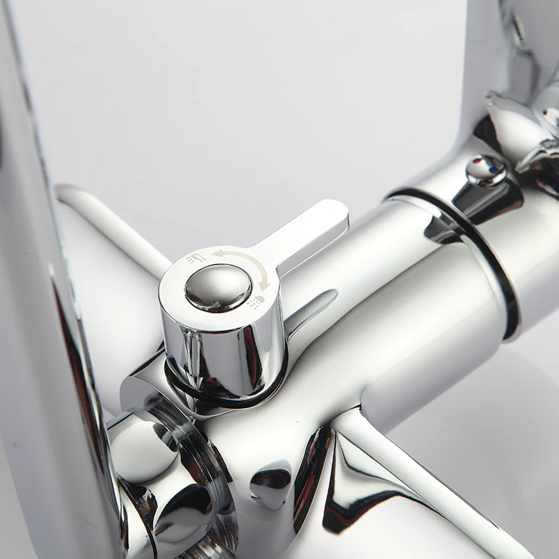 Настенный смеситель для ванной комнаты с ручной насадкой душа | Строительство и