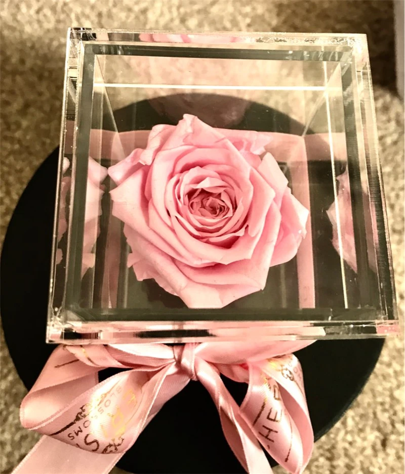 

Rose Flower Storage Box Transparent Makeup Organizer Acrylic Flower Box for Girls Gift Box Wedding Party Christmas Decoration