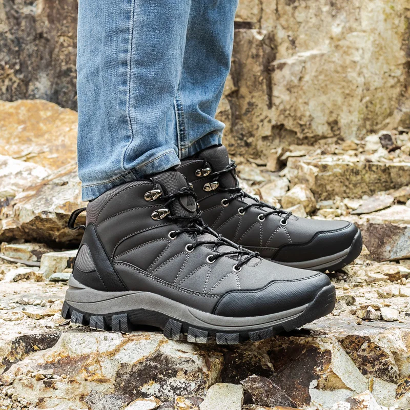 

New Designers Leather Hiking Boots Men Climbing Outdoor Mens Sport Shoes Trekking Mountain Athletic Shoes Man Non-Slip