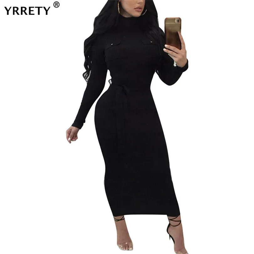 

Женское трикотажное платье-свитер с высоким воротником и длинным рукавом