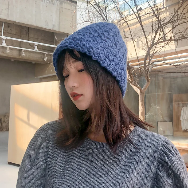 Простая вязаная шапка в рыбацком стиле Женская осенне-зимняя теплая виде