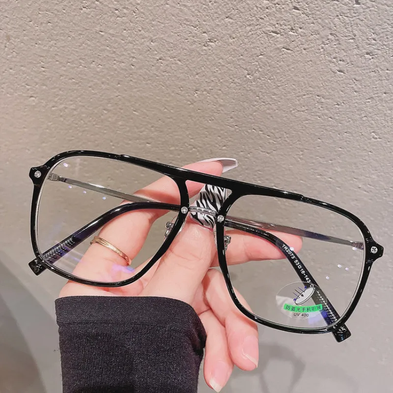 

Anti-blue Light One Peice Eyeglasses For Men Classic Elegant Fashion Black Frame Glasses Square Designer Trend Retro Eyewear