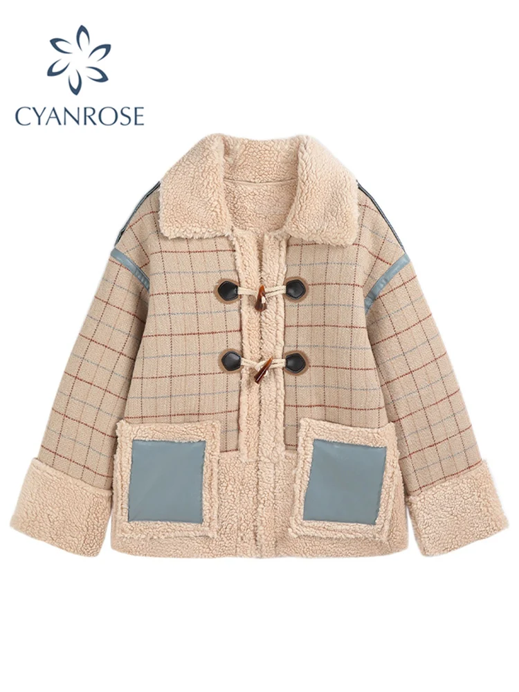 

2021 Women Vintage Patchwork Lamb Wool Jacket Casual Warm Thickened Horn Button Locomotive Lapel Trendy Oversized Faux Fur Coat