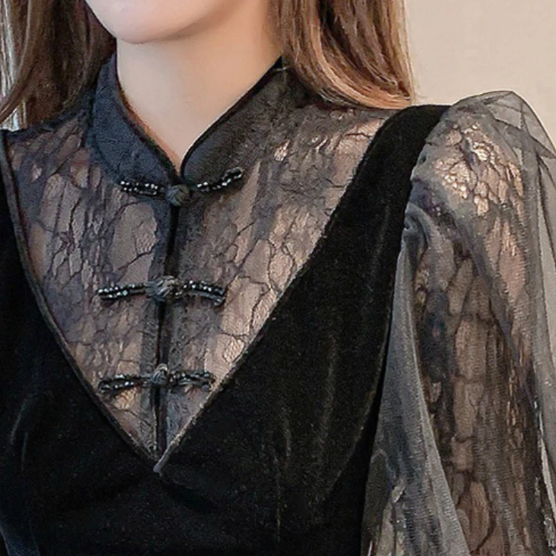

Autumn Sweet Vintage Black Pleuche Dress Perspective Lace Patchwork Sleeved Stand Collar Mini A-line Velvet Dress