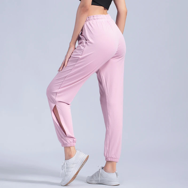 

Sportswear & Accessories