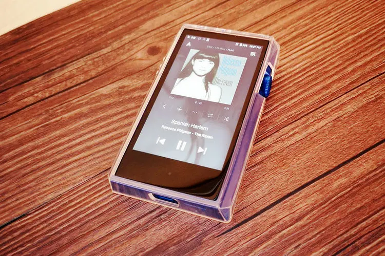 Мягкий прозрачный чехол из ТПУ для iriver Astell & Kern SP1000M / GOLD|Бамперы| |